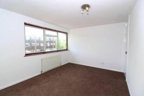 2 bedroom terraced house to rent, Windrush Way, Maidenhead SL6