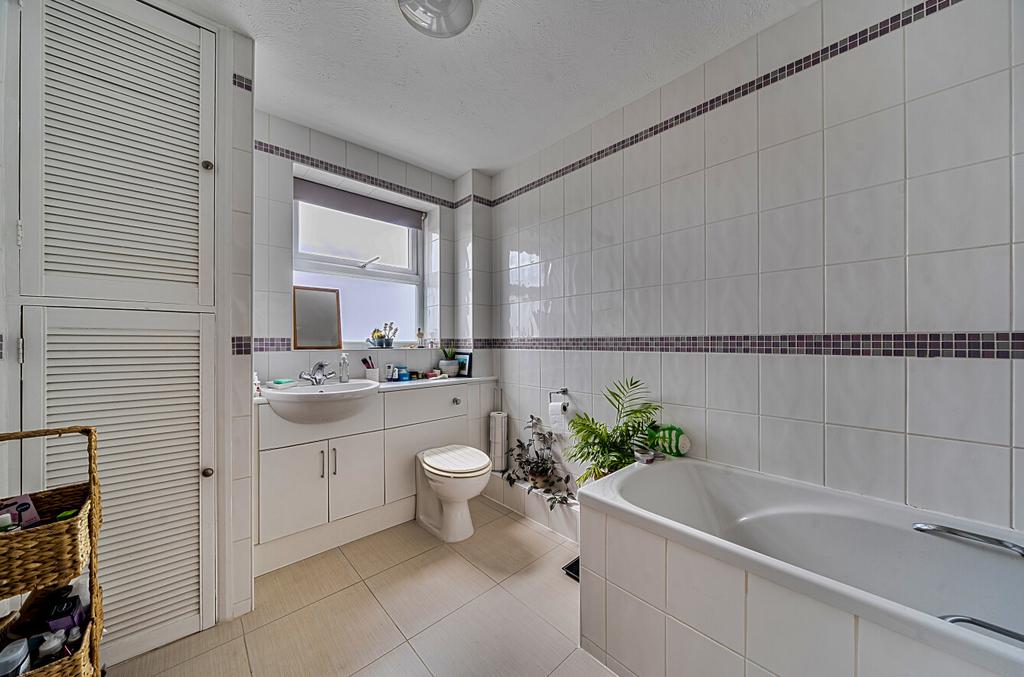 1372516-13-68ff89...