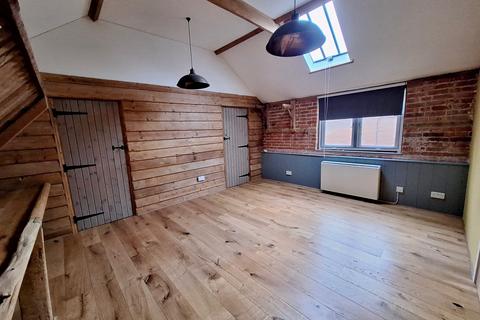 undefined, Sutton, Woodbridge IP12