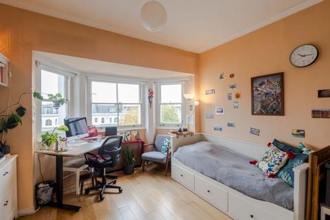 undefined, Colville Gardens, Notting Hill