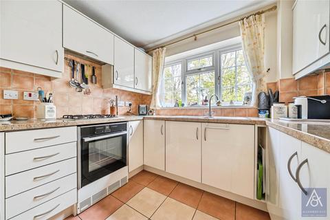 4 bedroom semi-detached house for sale, Small Crescent, Buckinghamshire MK18