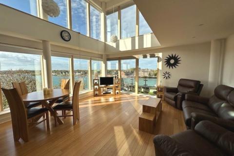 2 bedroom flat for sale, Regents Place, Weevil Lane, Gosport