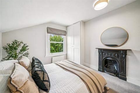3 bedroom apartment for sale, Cicada Road, SW18