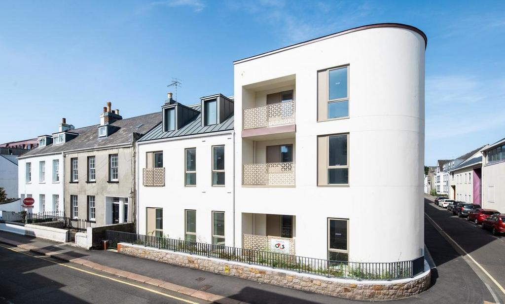 Dandara - Challenger House, New Market Yard -...