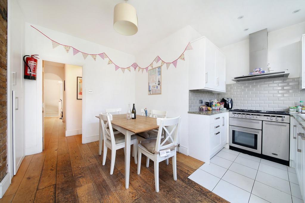 Kitchen/Dining