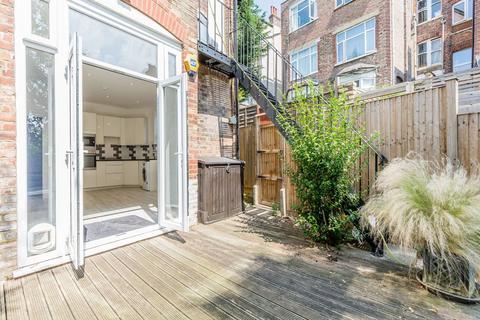 2 bedroom flat to rent, N10