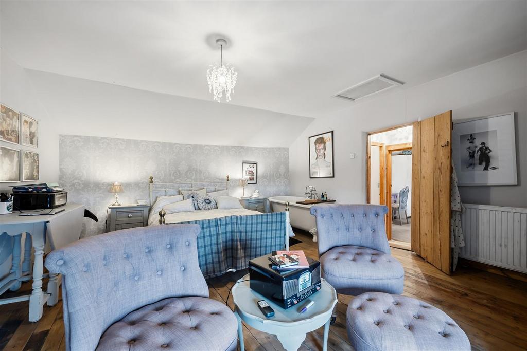 Bedroom Three.jpg