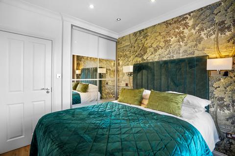 undefined, Earls Court Road, W8
