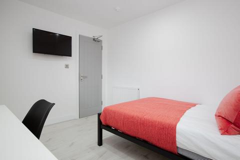 6 bedroom house to rent, Alderson Road, Liverpool L15