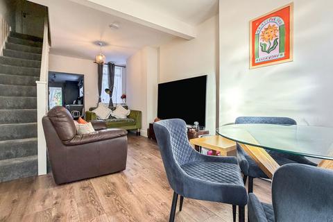 2 bedroom end of terrace house for sale, Grovehill Road, Beverley HU17