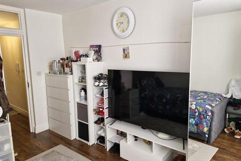 1 bedroom apartment to rent, Rock Street, London