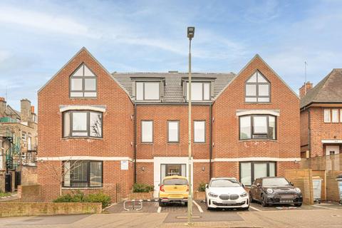 1 bedroom flat to rent, HODFORD ROAD, Golders Green, London, NW11