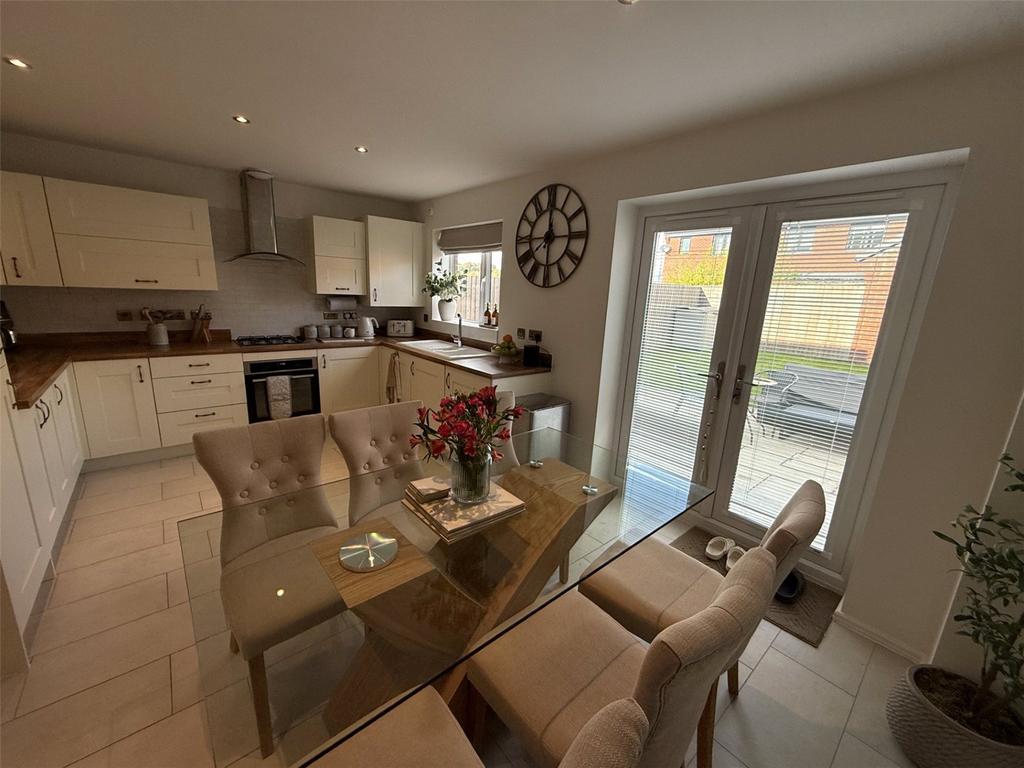 Dining Kitchen