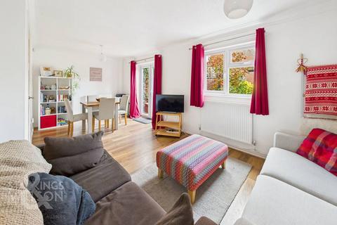 3 bedroom semi-detached house for sale, Tunstall Close, Costessey, Norwich