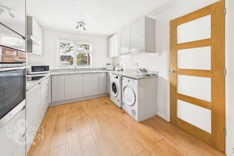 3 bedroom semi-detached house for sale, Tunstall Close, Costessey, Norwich