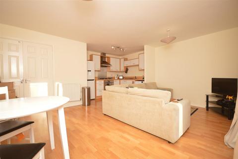 2 bedroom flat to rent, Venables Way, Lincoln