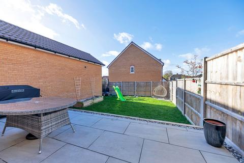 4 bedroom detached house for sale, Lambert Way, Royston SG8