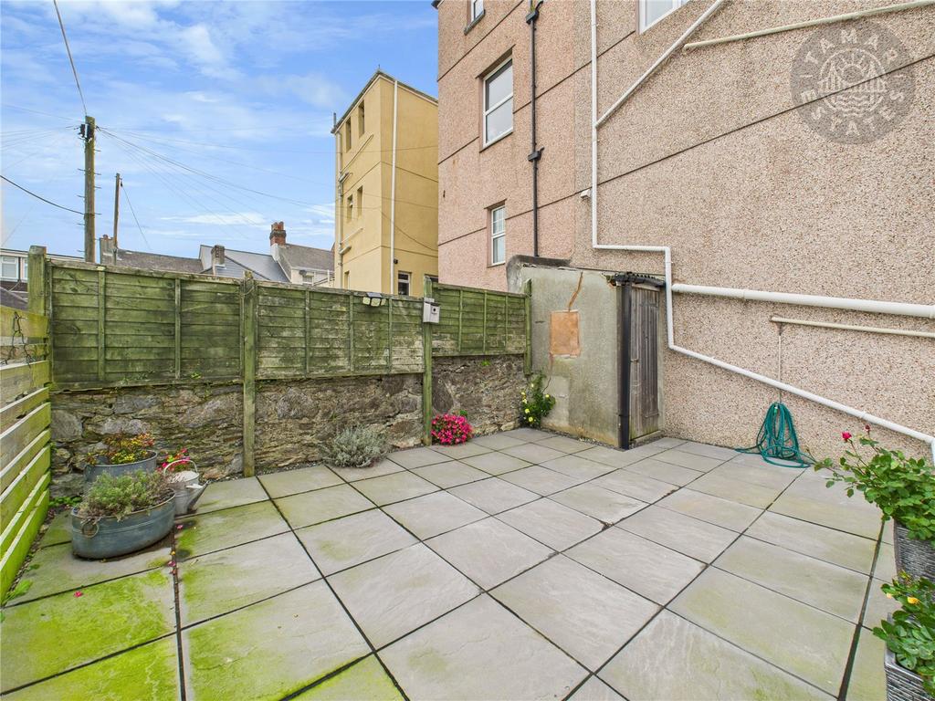 Rear Garden Terrace