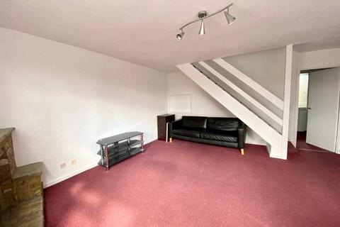 undefined, Link Way, Denham Green