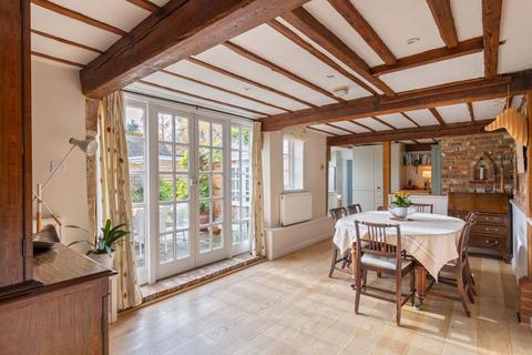 undefined, Laddingford, Maidstone, ME18