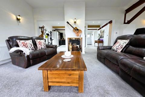 4 bedroom detached house for sale, Merry Lane, East Huntspill, Highbridge, Somerset, TA9