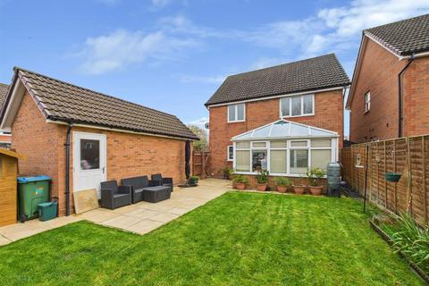 undefined, Wiseman Close, Aylesbury HP21