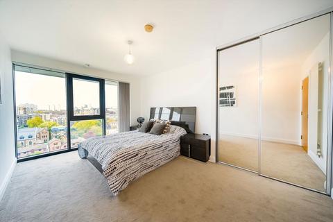 2 bedroom flat to rent, Lindfield Street, London E14