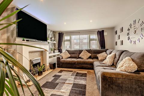 1 bedroom flat for sale, Emmerson Gardens, Whitstable, CT5