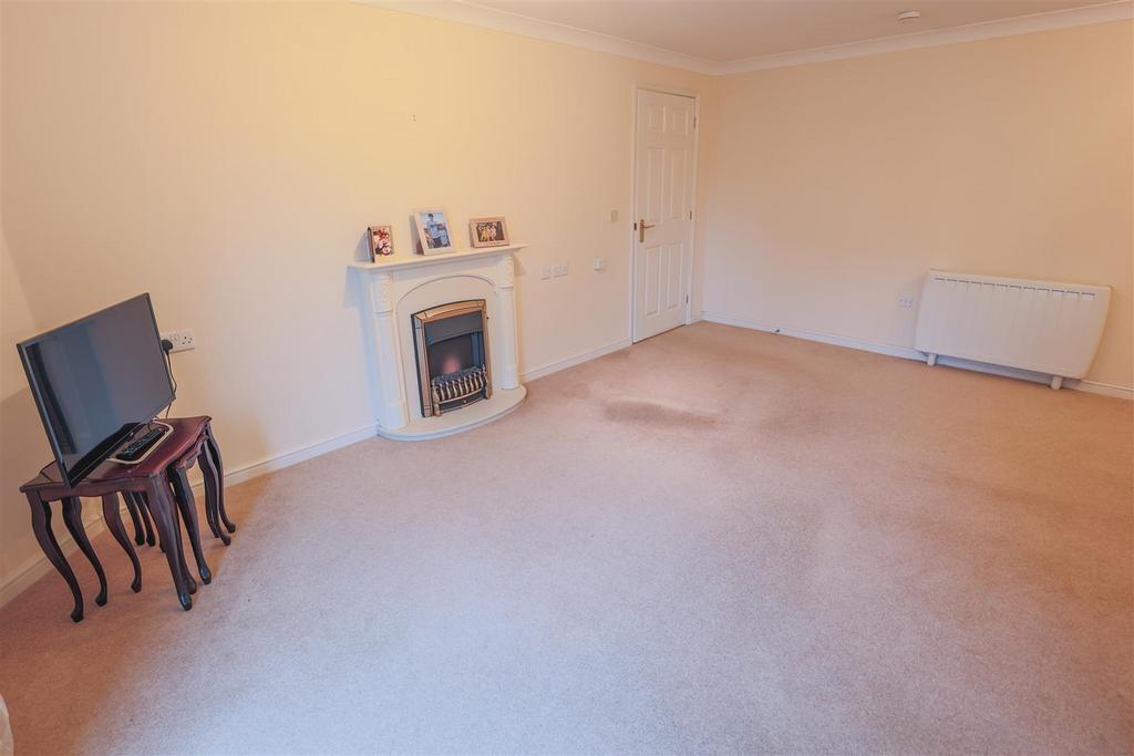 8 Gracewell Court7 .jpg