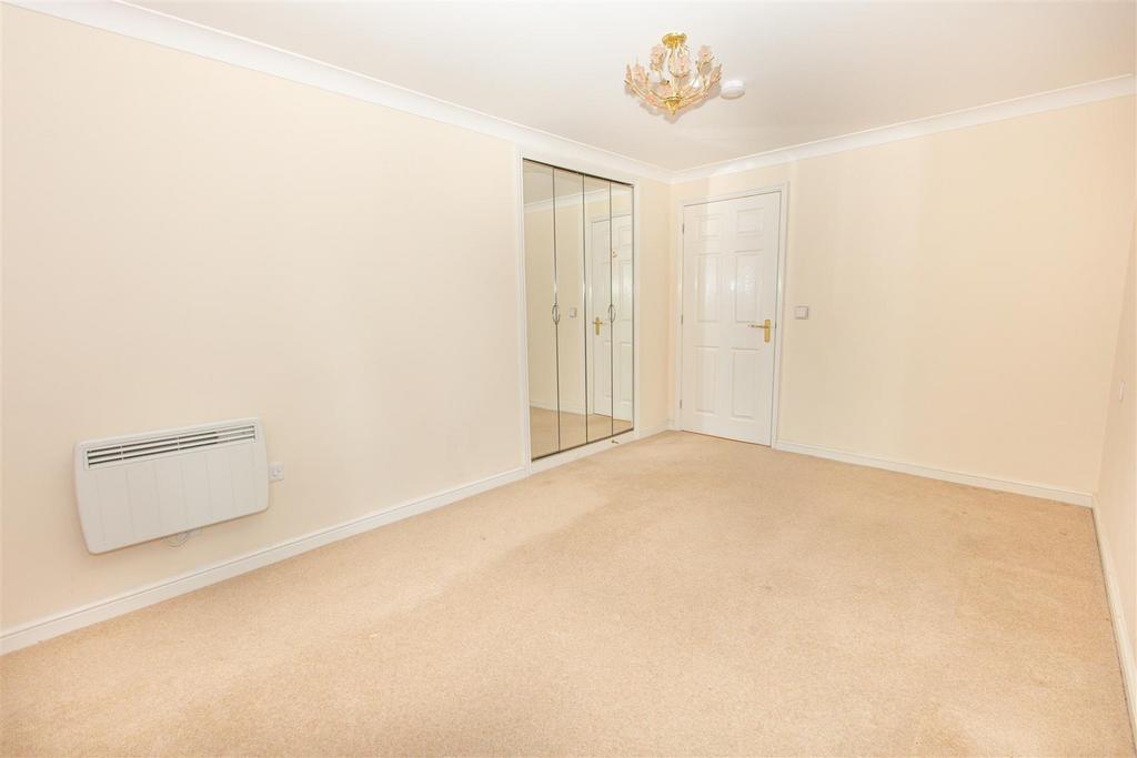 8 Gracewell Court3 .jpg