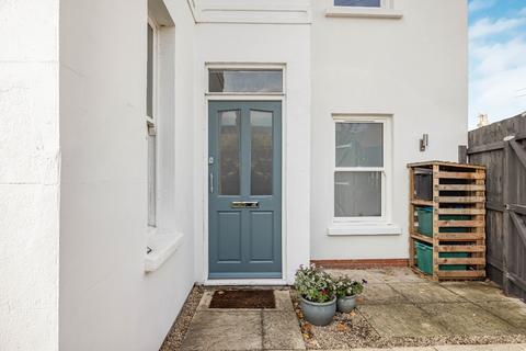 Moorend Crescent, Leckhampton, Cheltenham, Gloucestershire, GL53