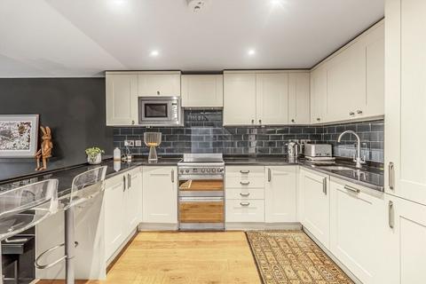 undefined, Shore Road, London E9