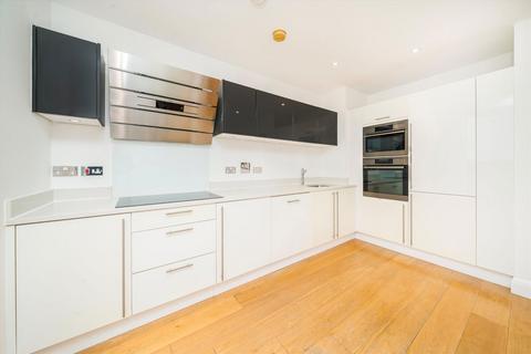 2 bedroom flat to rent, Lindfield Street, London E14