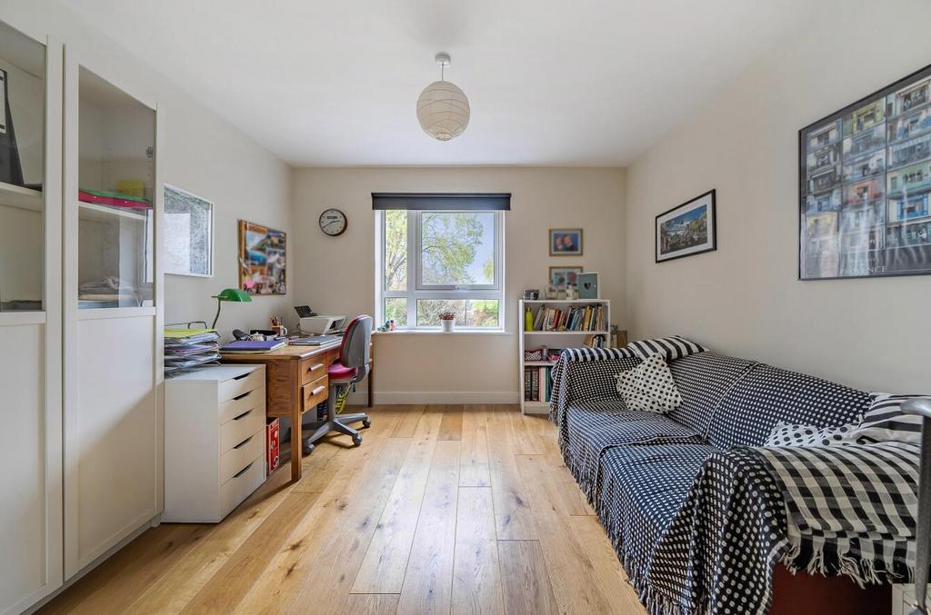 Bedroom 2.jpg