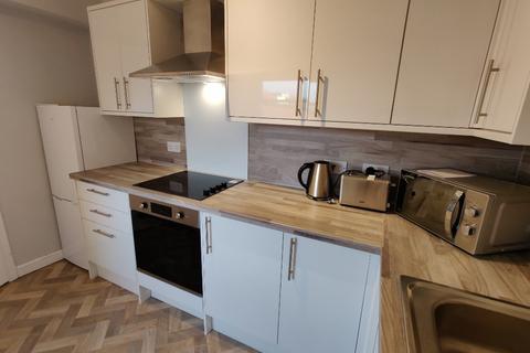 2 bedroom flat to rent, Leith Walk, Edinburgh, EH6