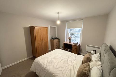 2 bedroom flat to rent, Leith Walk, Edinburgh, EH6