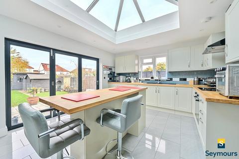 undefined, Byrefield Road, Surrey GU2
