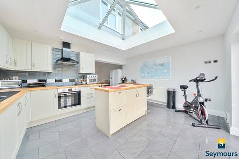 undefined, Byrefield Road, Surrey GU2
