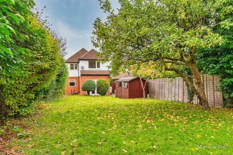 undefined, The Crescent, Earley, Reading