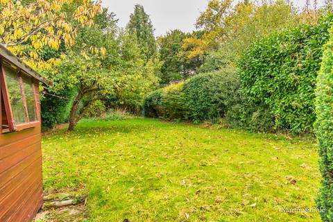 undefined, The Crescent, Earley, Reading