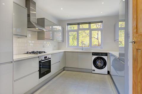 undefined, The Chine, London N21