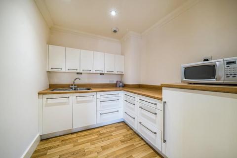 1 bedroom retirement property for sale, Richmond,  Letcombe Regis,  Wantage,  OX12