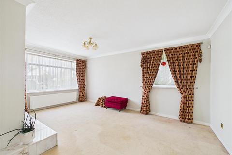 undefined, Oaklands, Gilberdyke