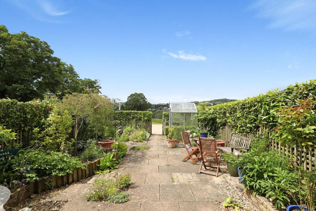 Sketch Ph17 5233293.jpg