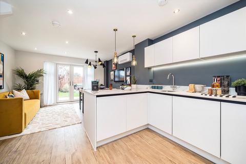 undefined, Meadowview Road, Raynes Park SW20