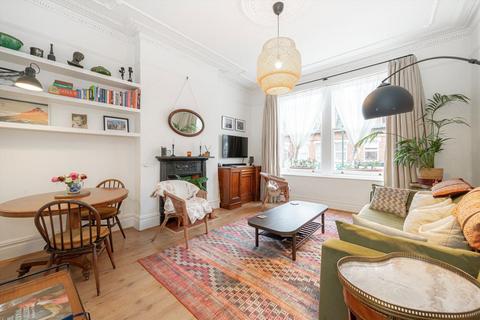 undefined, Richmond Parade, East Twickenham TW1