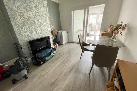 undefined, Brooms Road, Luton, Bedfordshire, LU2 0JP