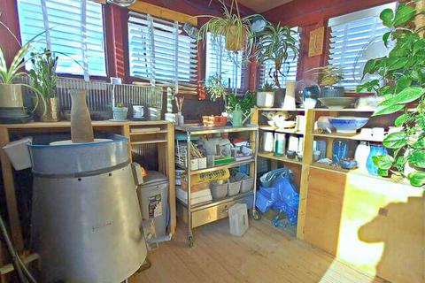 2 bedroom houseboat for sale, Vicarage Lane, Hoo ME3