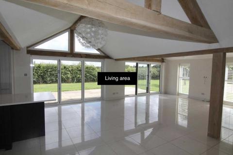 undefined, The Straight Mile, Reading RG10