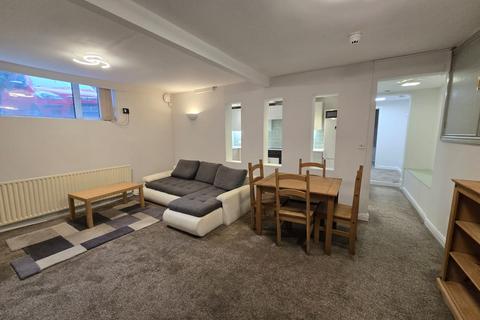 undefined, 10e Tapton House Road, Sheffield S10 5BY